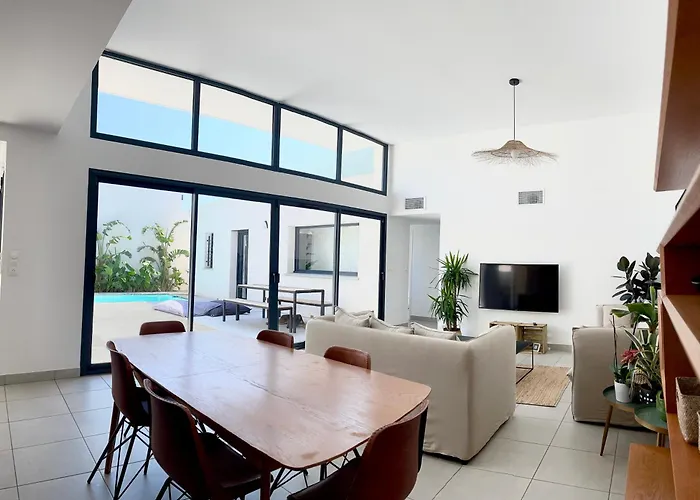 Oasis Blue Canet Περπινιάν